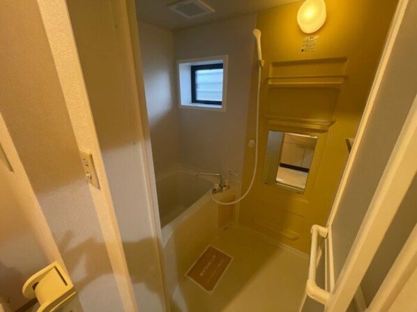 エスポアール長命の物件内観写真